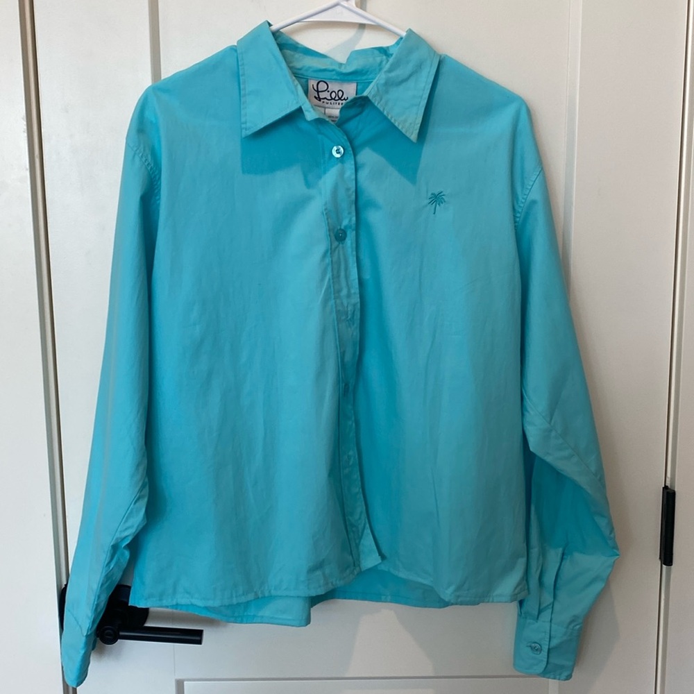 Lilly Pulitzer Ladies Long Sleeve Cotton Light Blue Blouse. Size 10. NWT